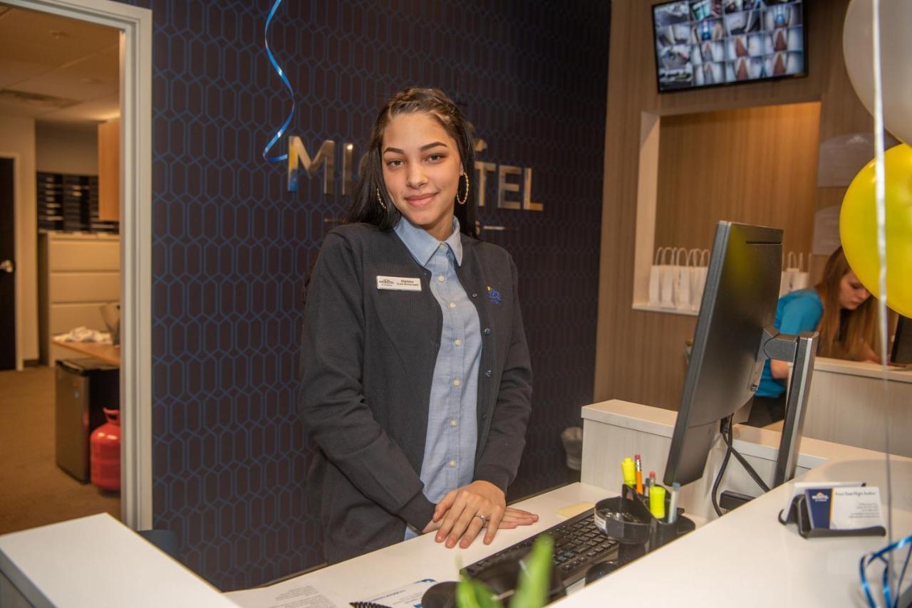 Microtel Inn & Suites By Wyndham Карлайл Экстерьер фото